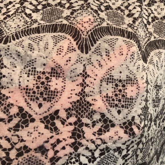 Joe fresh T-shirt black and white sheer size XL - Picture 11 of 11